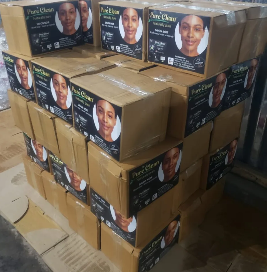 Stock de cartons du savon Pure Clean